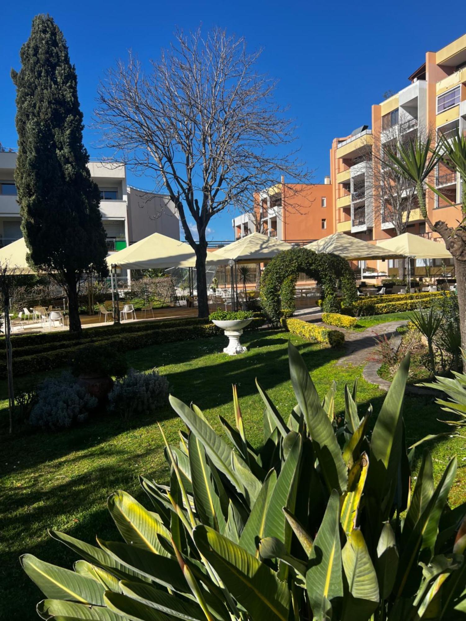 Parco Tirreno Hotel Rome Buitenkant foto