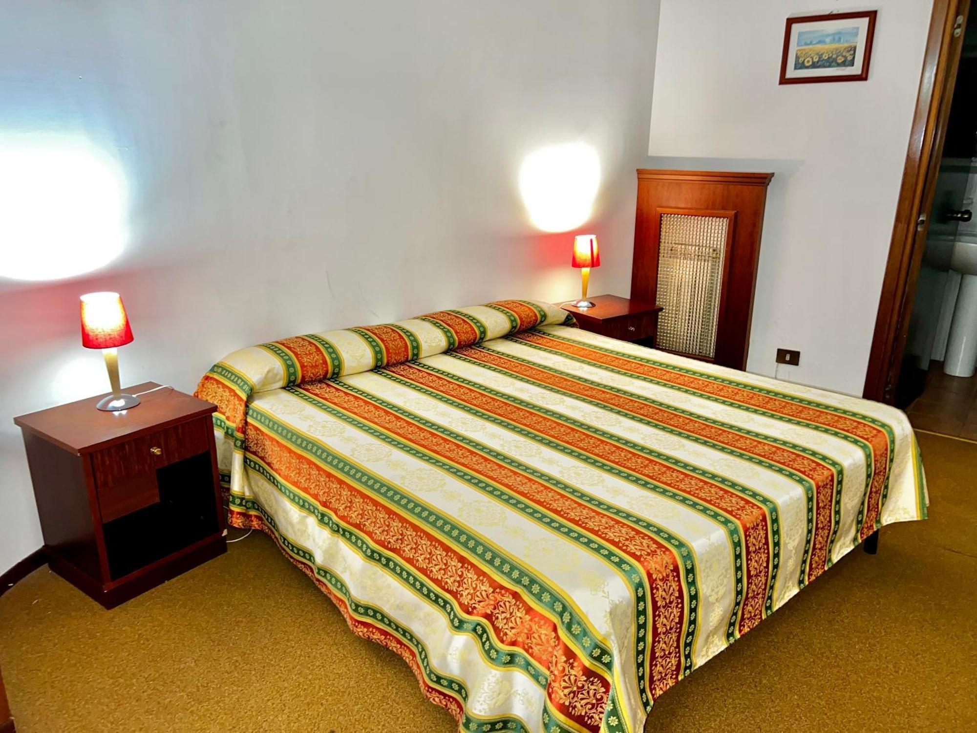 Parco Tirreno Hotel Rome Buitenkant foto